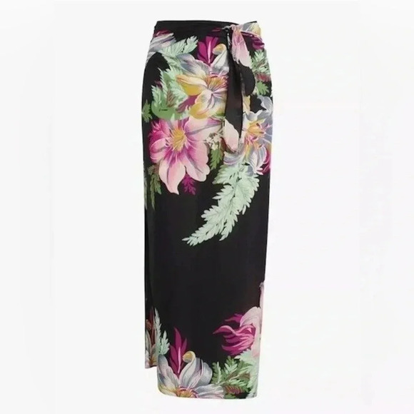 Walter Baker Corsica Sarong Grand
Magnolia O/S NWT MRSP $148 So Versatile - Picture 3 of 7